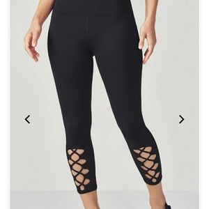 Fabletics "Ginny Capri"